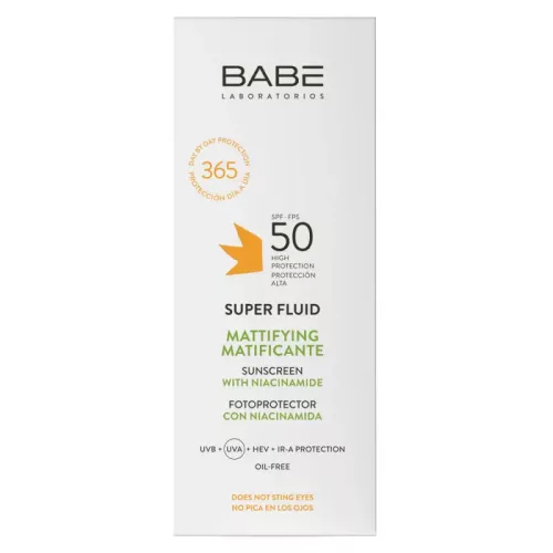 BABÉ Super fluid mattító SPF50 fényvédő (50 ml)